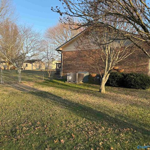 190 Stardust Drive, Boaz, AL 35956