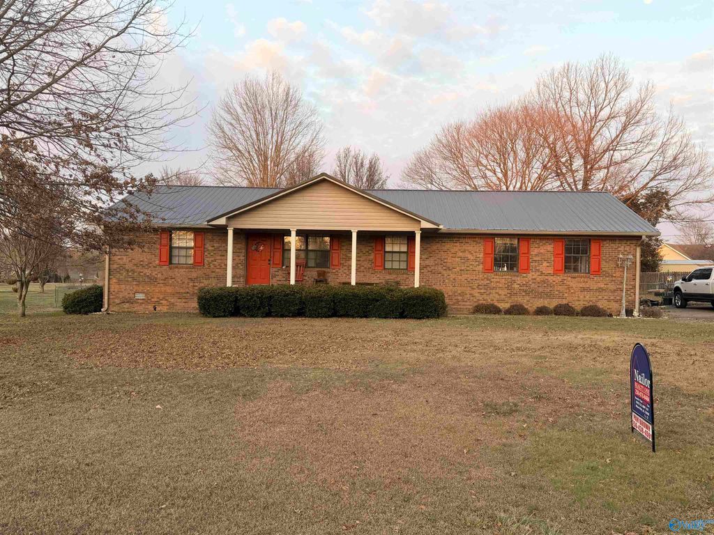 190 Stardust Drive, Boaz, AL 35956
