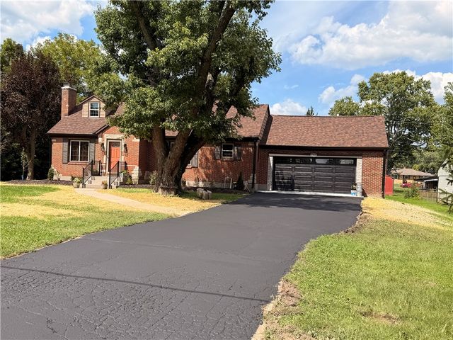 1589 Bartley Road, Dayton, OH 45414
