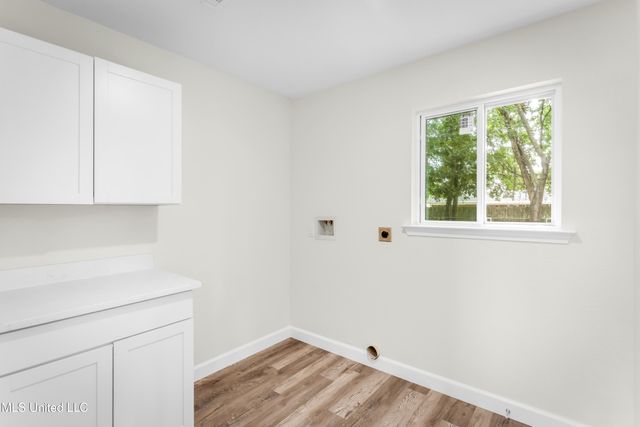 2223 Popps Ferry Road, Biloxi, MS 39532
