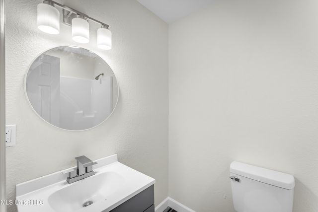 2223 Popps Ferry Road, Biloxi, MS 39532