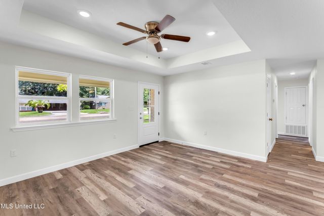 2223 Popps Ferry Road, Biloxi, MS 39532