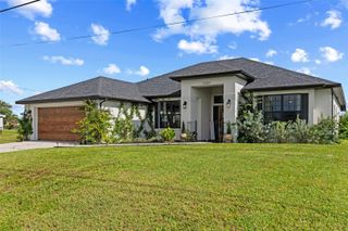 2207 NE 34TH TERRACE, Cape Coral, FL 33909