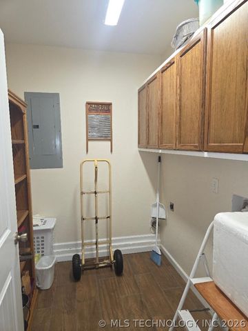 605 S 4th, Eufaula, OK 74432