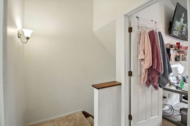 2110 Yorktowne Drive, Valparaiso, IN 46383