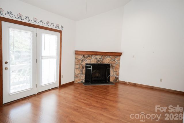 100 Willow Run Drive 17, Gastonia, NC 28056