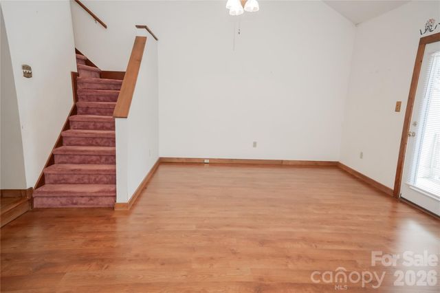 100 Willow Run Drive 17, Gastonia, NC 28056