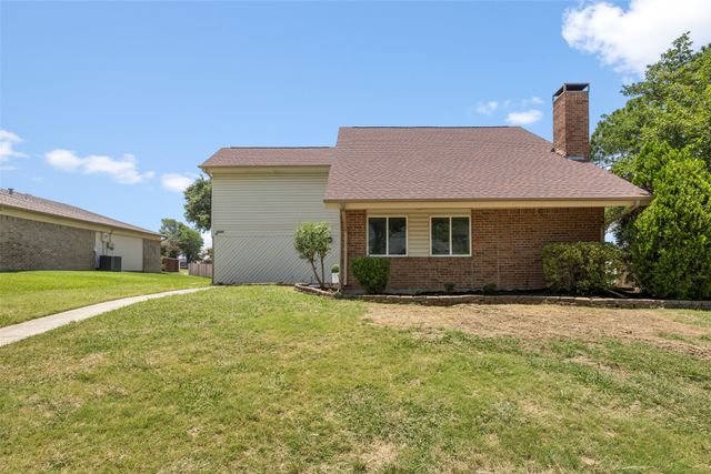 1600 Hartford Drive, Carrollton, TX 75007