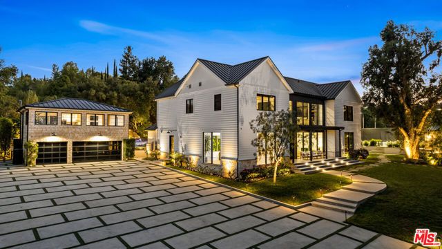 18762 Wells Drive, Tarzana (los Angeles), CA 91356