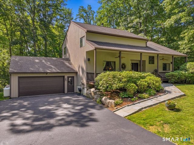 6 Douglas Lane, New Fairfield, CT 06812