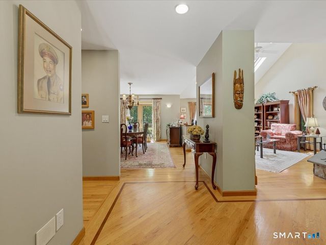 6 Douglas Lane, New Fairfield, CT 06812