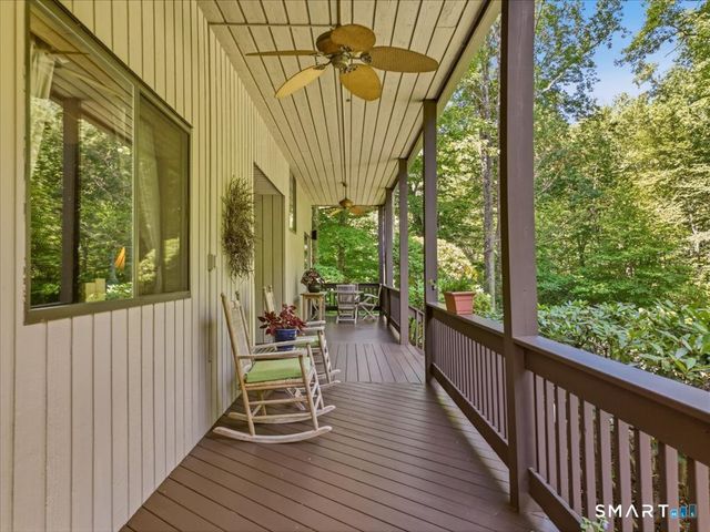 6 Douglas Lane, New Fairfield, CT 06812