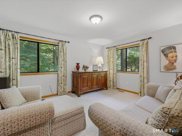 6 Douglas Lane, New Fairfield, CT 06812