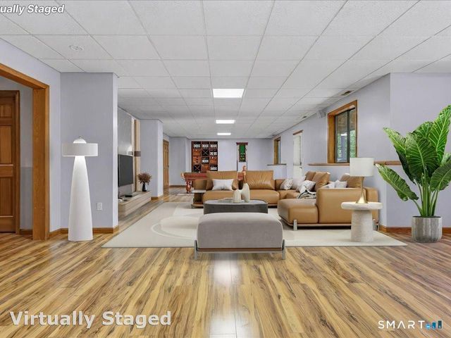 6 Douglas Lane, New Fairfield, CT 06812