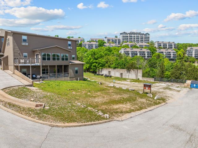 201 Rockwood Lane 3, Branson, MO 65616