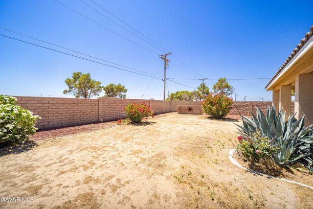 20350 Cooper Drive, California City, CA 93505