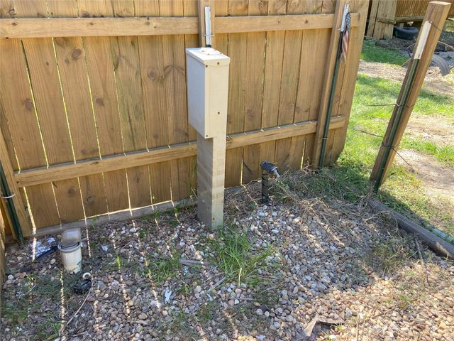 414 Center Street, Cleveland, TX 77327