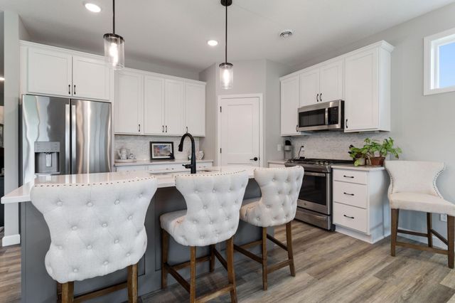 301 Riverview Circle, Hanover, MN 55341
