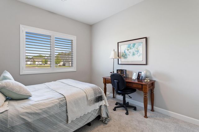 301 Riverview Circle, Hanover, MN 55341