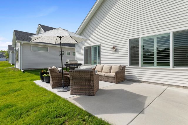 301 Riverview Circle, Hanover, MN 55341