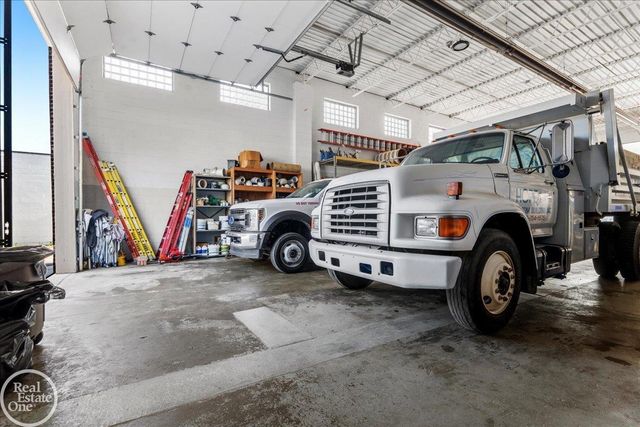 32230 Garfield Road, Fraser, MI 48026