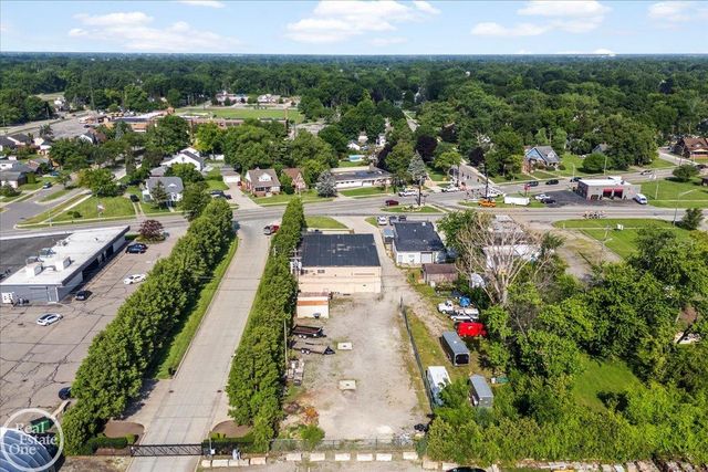 32230 Garfield Road, Fraser, MI 48026
