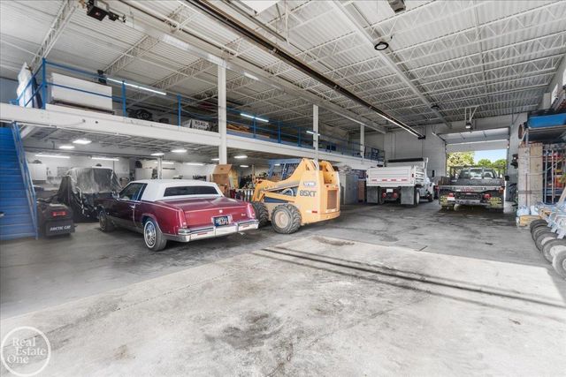 32230 Garfield Road, Fraser, MI 48026