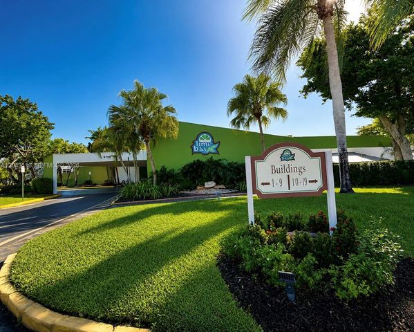 9360 Lime Bay Boulevard 202, Tamarac, FL 33321