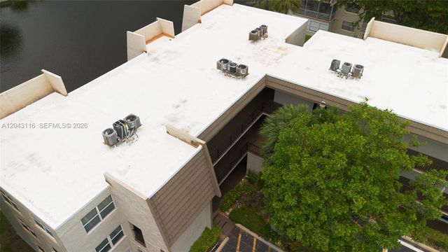9360 Lime Bay Boulevard 202, Tamarac, FL 33321