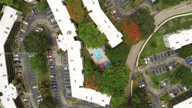 9360 Lime Bay Boulevard 202, Tamarac, FL 33321