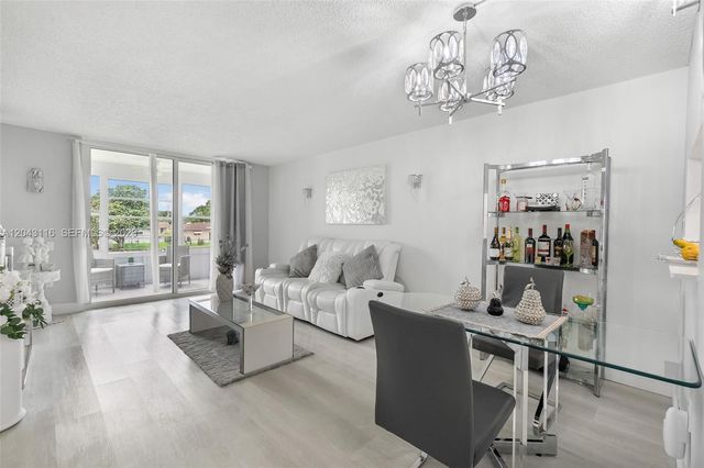 9360 Lime Bay Boulevard 202, Tamarac, FL 33321