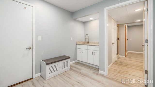 430 Lake Shore Drive, Escanaba, MI 49829