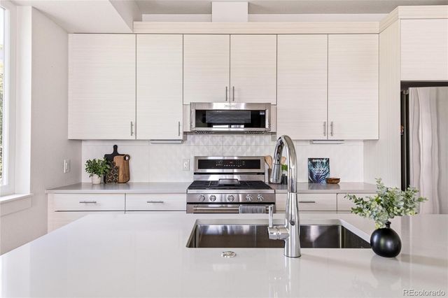 4475 E Warren Avenue, Denver, CO 80222