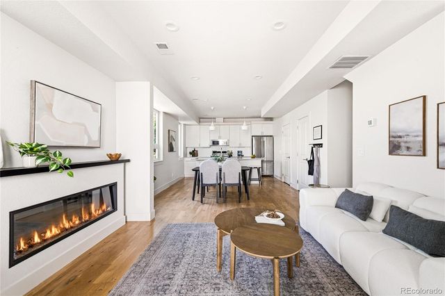 4475 E Warren Avenue, Denver, CO 80222