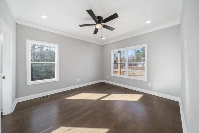 50 DEER PATH DR, Adamsville, TN 38310