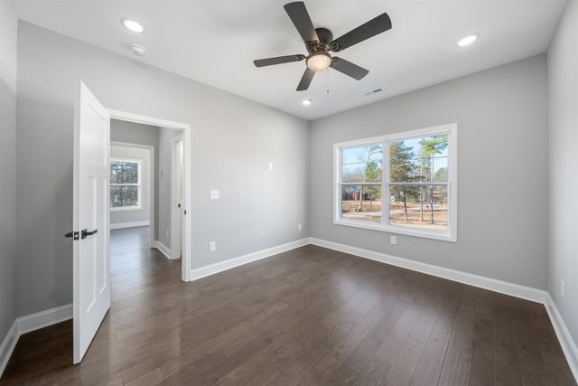 50 DEER PATH DR, Adamsville, TN 38310