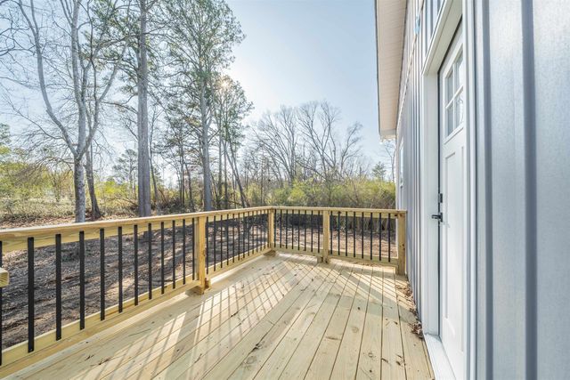 50 DEER PATH DR, Adamsville, TN 38310