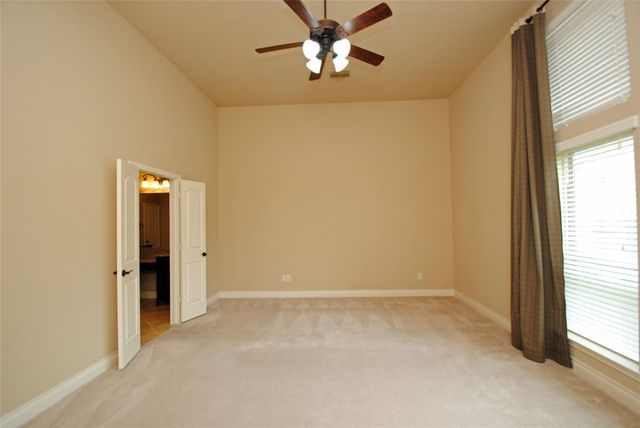 13615 Becket Bluff Court, Pearland, TX 77584