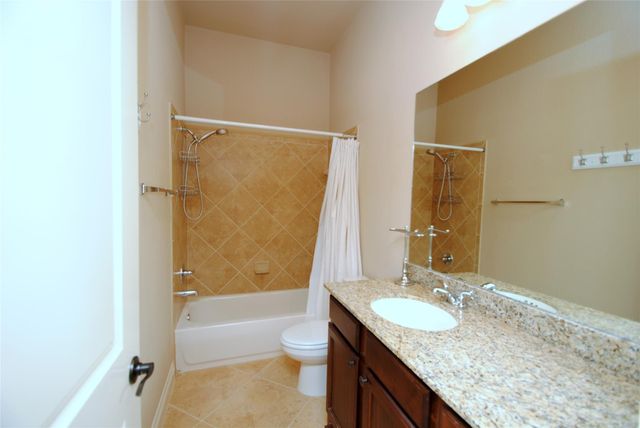 13615 Becket Bluff Court, Pearland, TX 77584