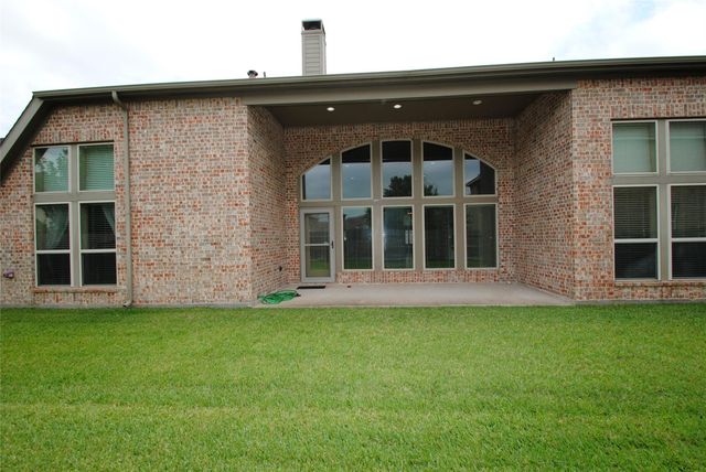 13615 Becket Bluff Court, Pearland, TX 77584