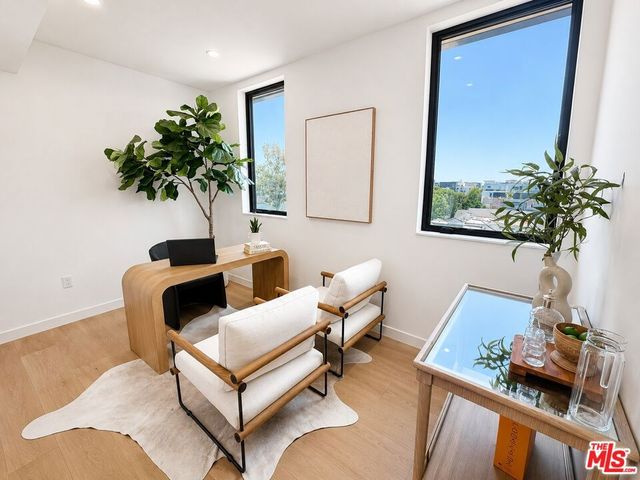 1257 N Detroit Street 401, West Hollywood, CA 90046