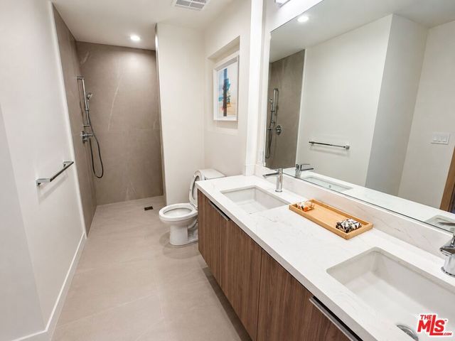1257 N Detroit Street 401, West Hollywood, CA 90046