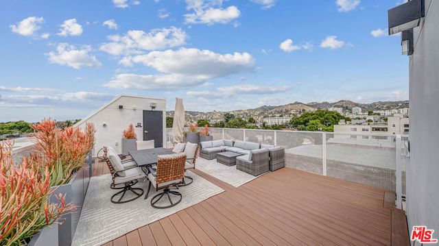 1257 N Detroit Street 401, West Hollywood, CA 90046