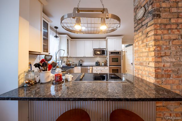 212 W Munising Avenue, Munising, MI 49862