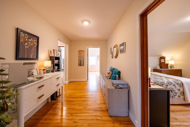 212 W Munising Avenue, Munising, MI 49862