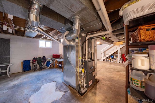 212 W Munising Avenue, Munising, MI 49862