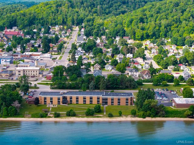 212 W Munising Avenue, Munising, MI 49862