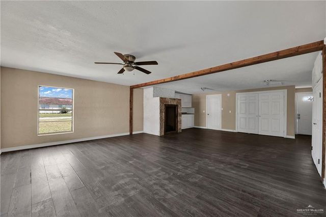 318 E 2nd Avenue, Elsa, TX 78543