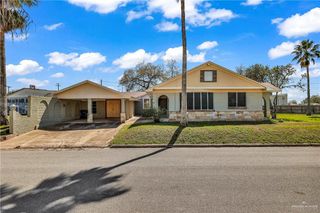 318 E 2nd Avenue, Elsa, TX 78543