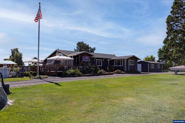 5686 Waconda Dr NE, Salem, OR 97305